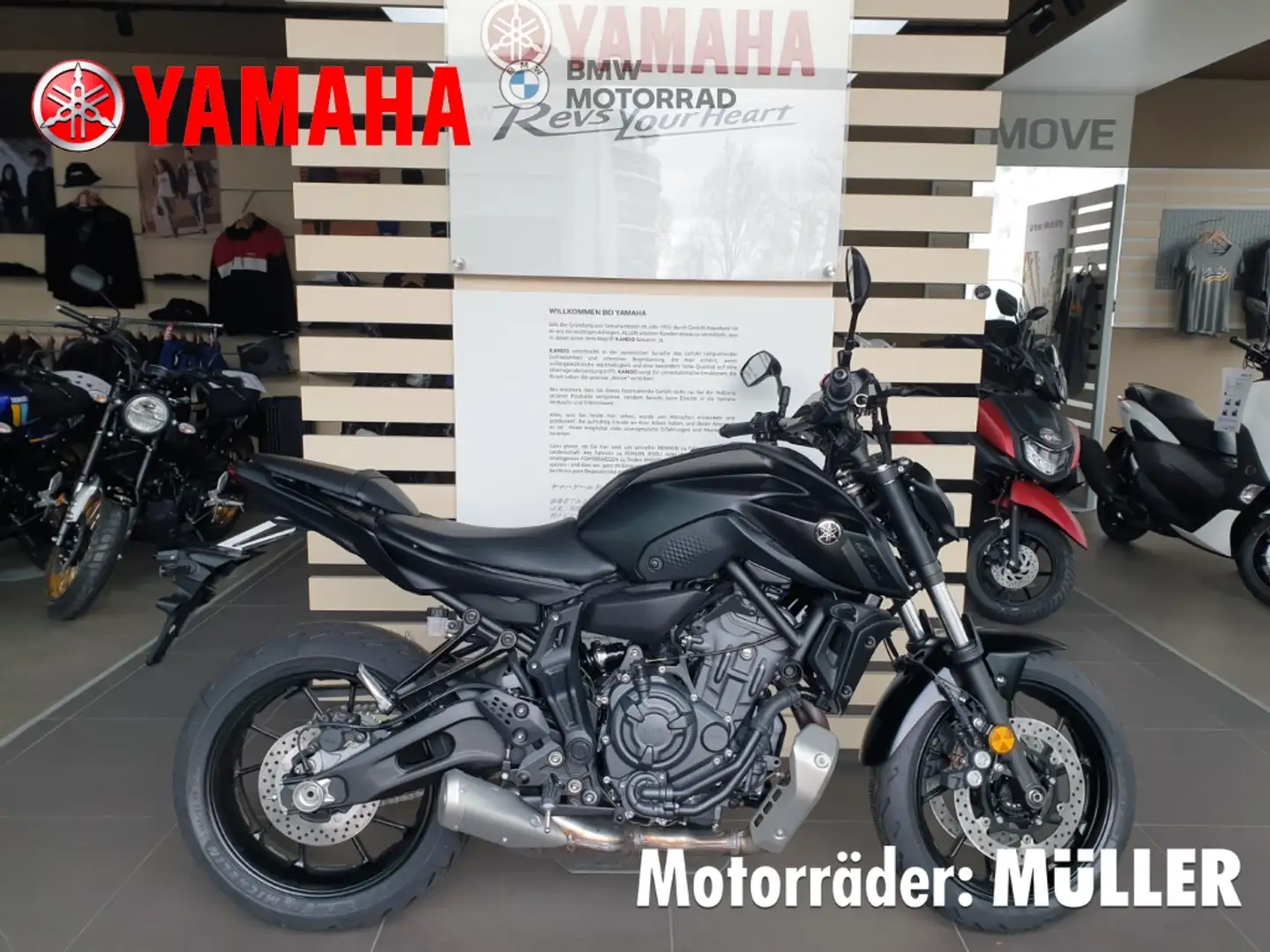 Yamaha MT-07 2023 Schwarz - 1