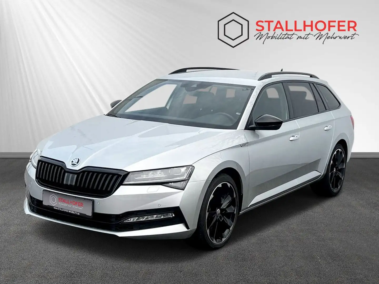 Skoda Superb Combi 4x4 belüft.LEDER AHK DCC CANTON VC Silber - 1