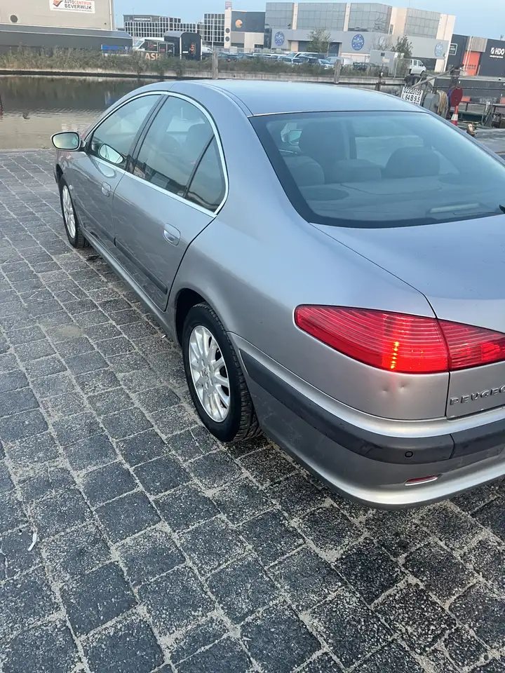 Peugeot 607 2.2-16V Pack, foto 5