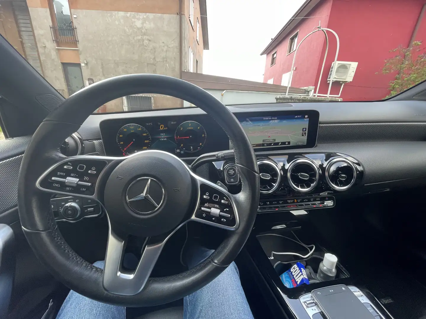 Mercedes-Benz A 180 Classe A180 d sport, comprensiva di schermi da 10 - 2