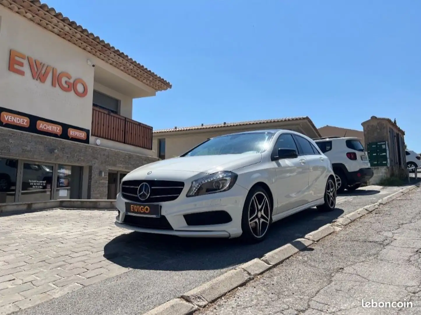 Mercedes-Benz A 200 Mercedes 1.6 200 155 BLUEEFFICIENCY FASCINATION Blanco - 1