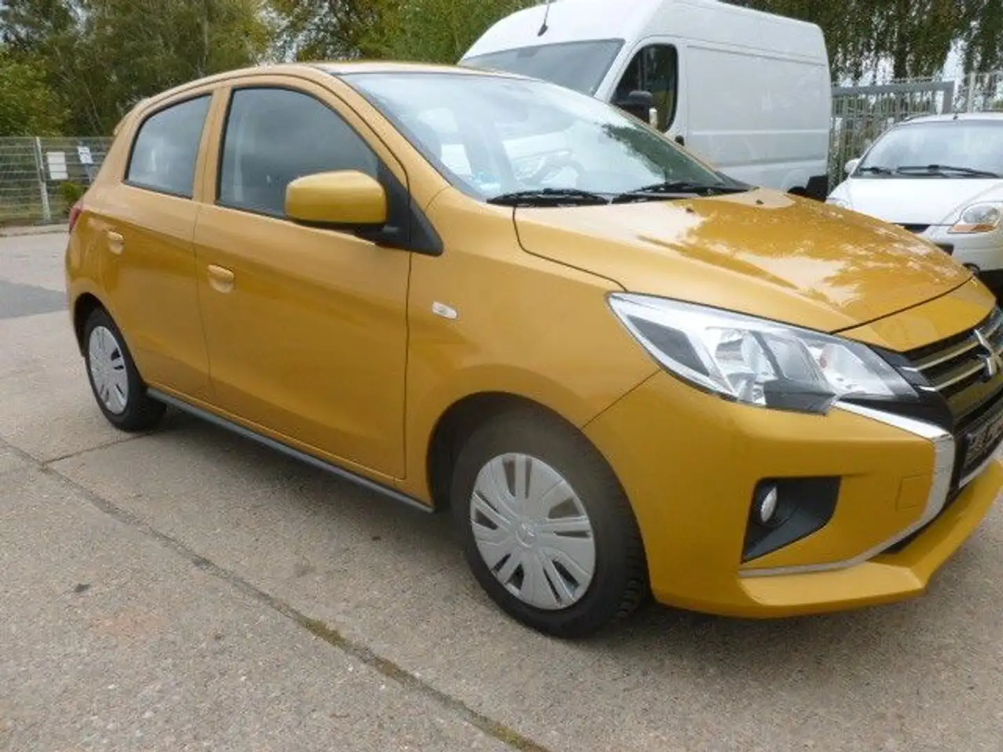 Mitsubishi Space Star 1.2  Select - 2