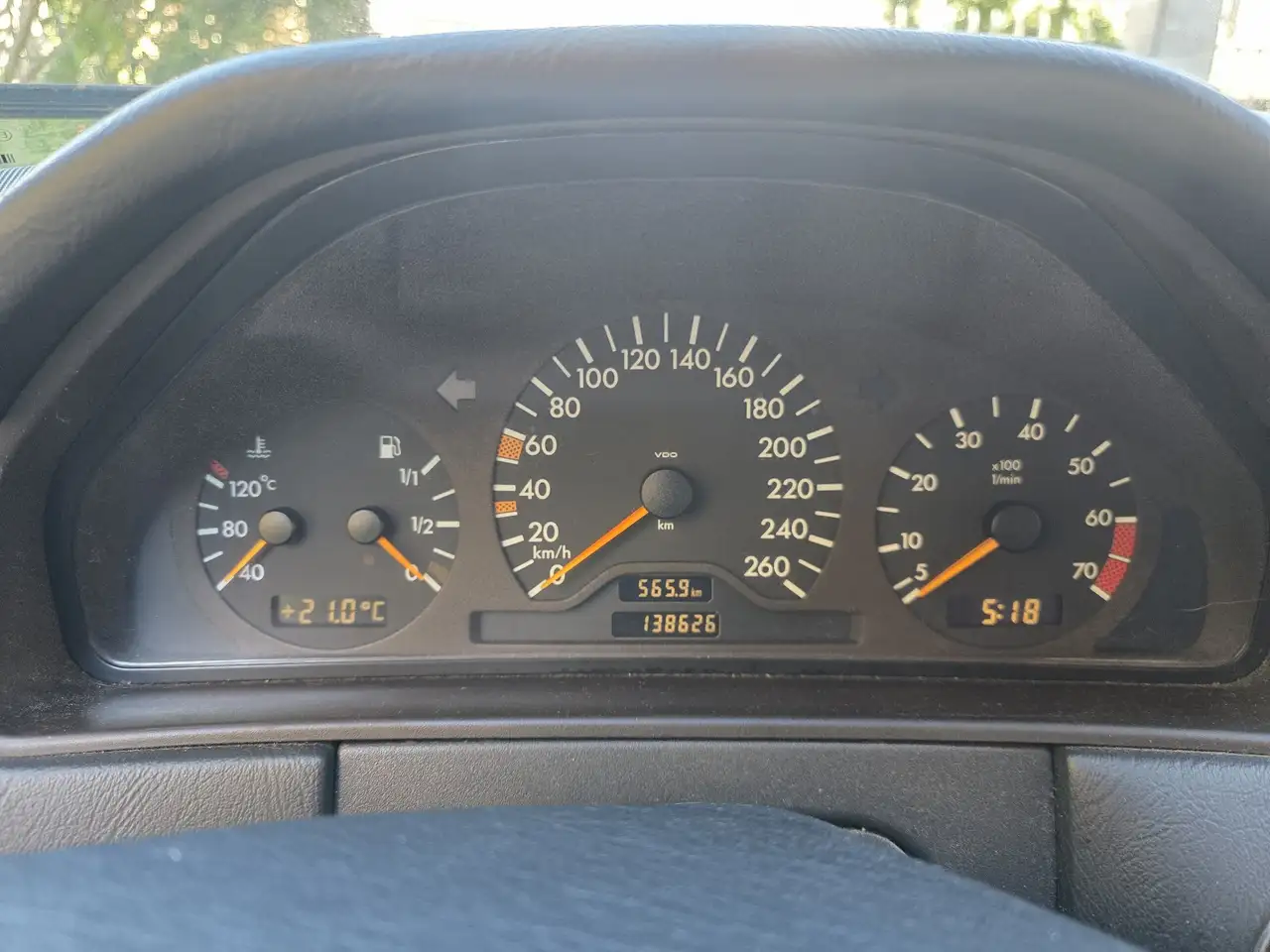 Mercedes-Benz E 200 k Elegance, foto 8