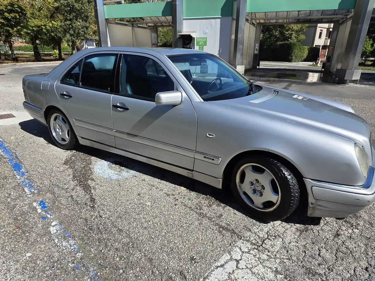 Mercedes-Benz E 200 k Elegance, foto 4