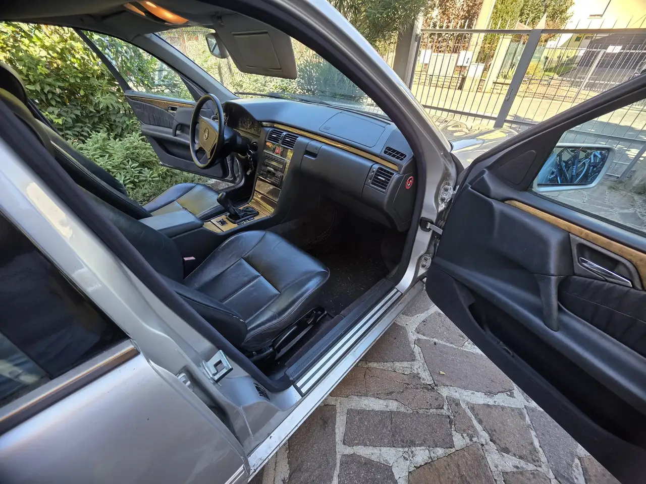 Mercedes-Benz E 200 k Elegance, foto 9