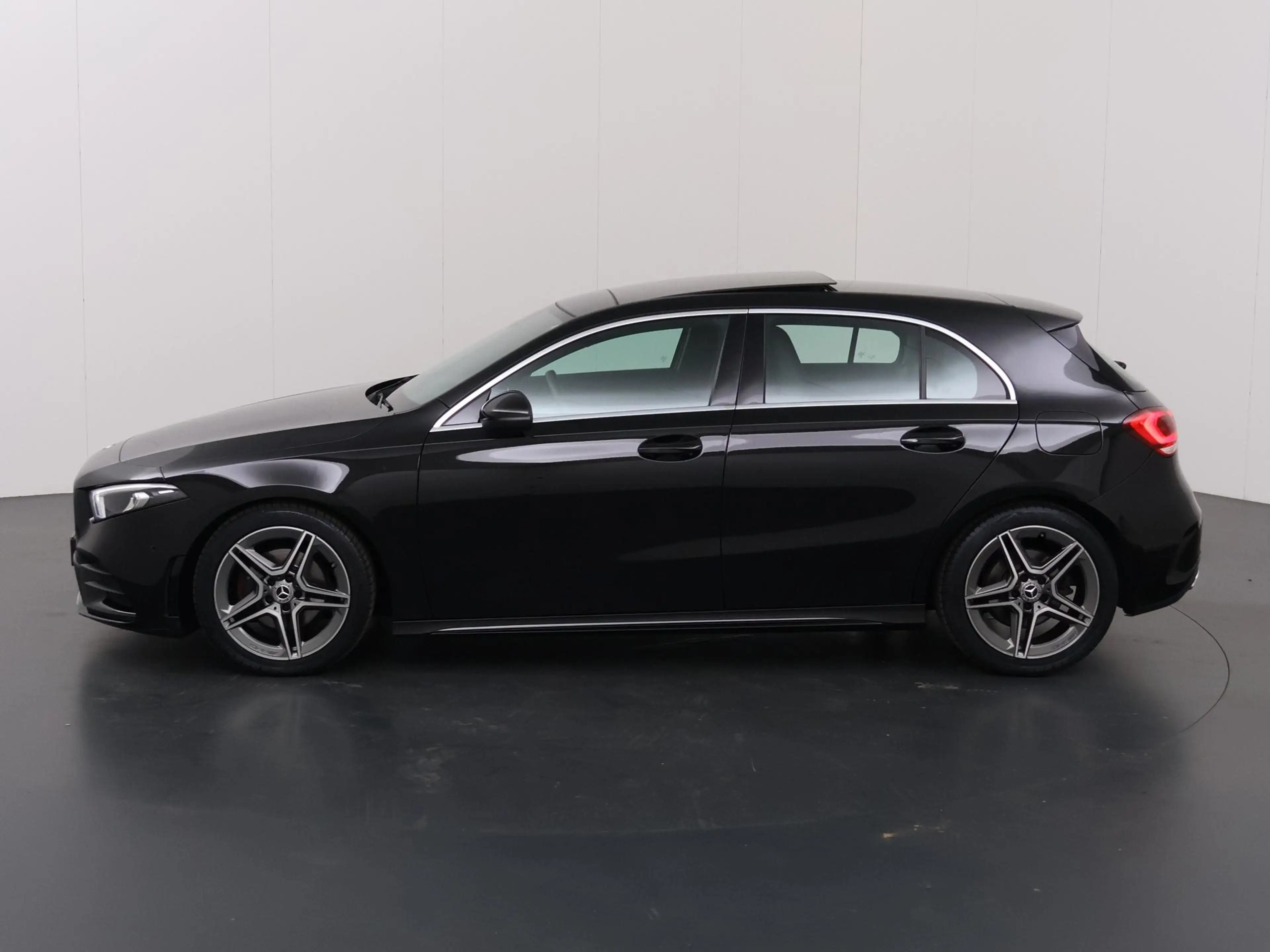 Mercedes-Benz A 200 Business Solution AMG | Panoramadak | Spiegelpakke — photo 5