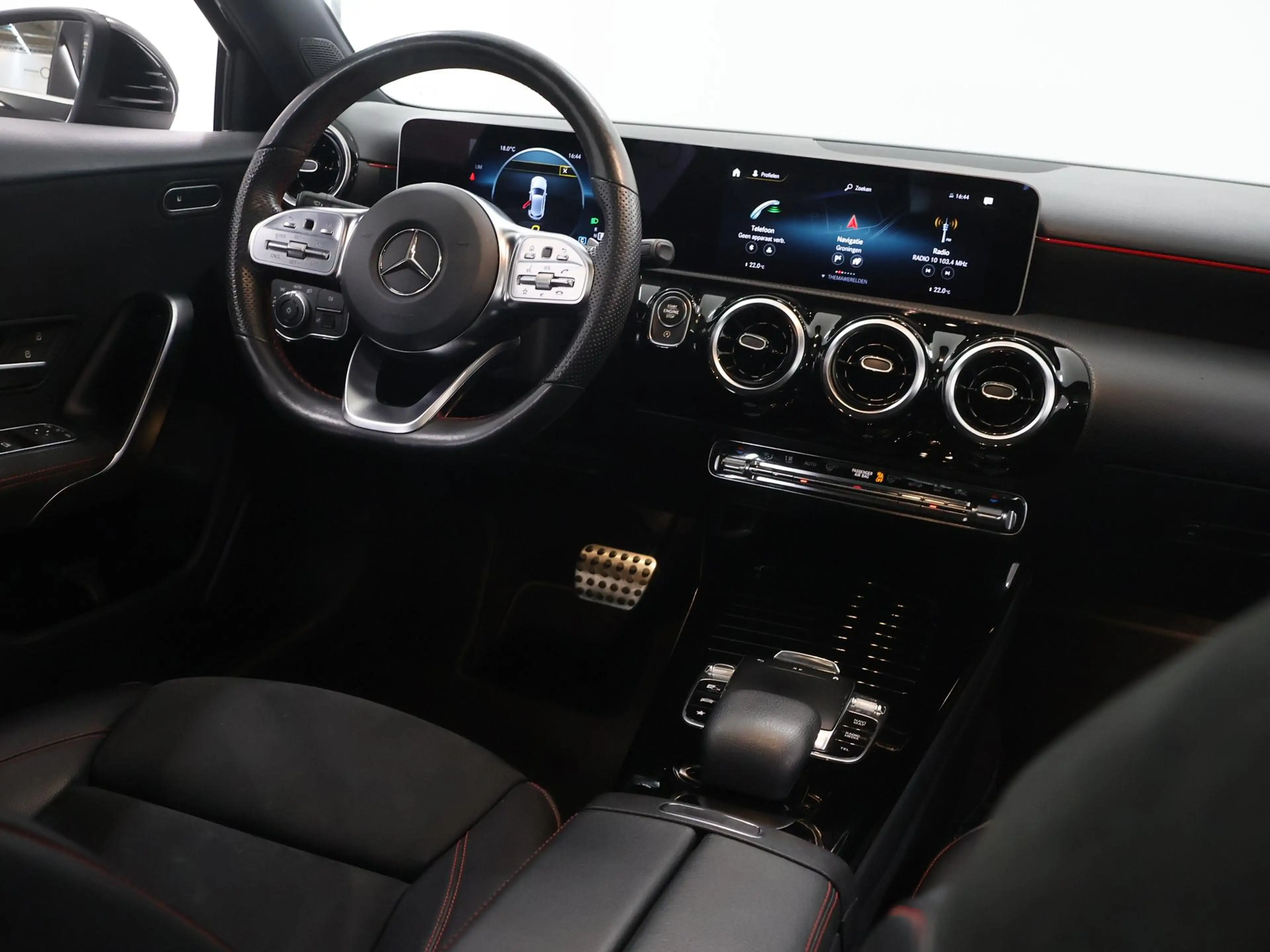 Mercedes-Benz A 200 Business Solution AMG | Panoramadak | Spiegelpakke — photo 9