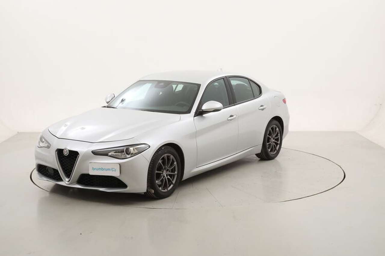 Alfa Romeo Giulia Business AT8 2.1 Diesel 160CV