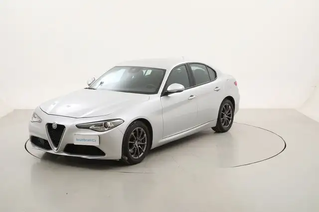 Alfa Romeo Giulia Business AT8 2.1 Diesel 160CV