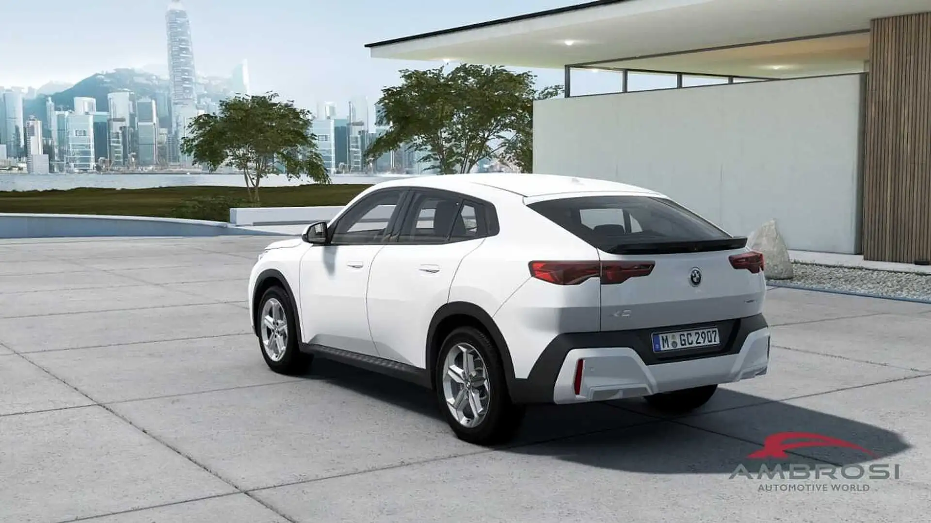 BMW X2 sDrive18d Bianco - 2