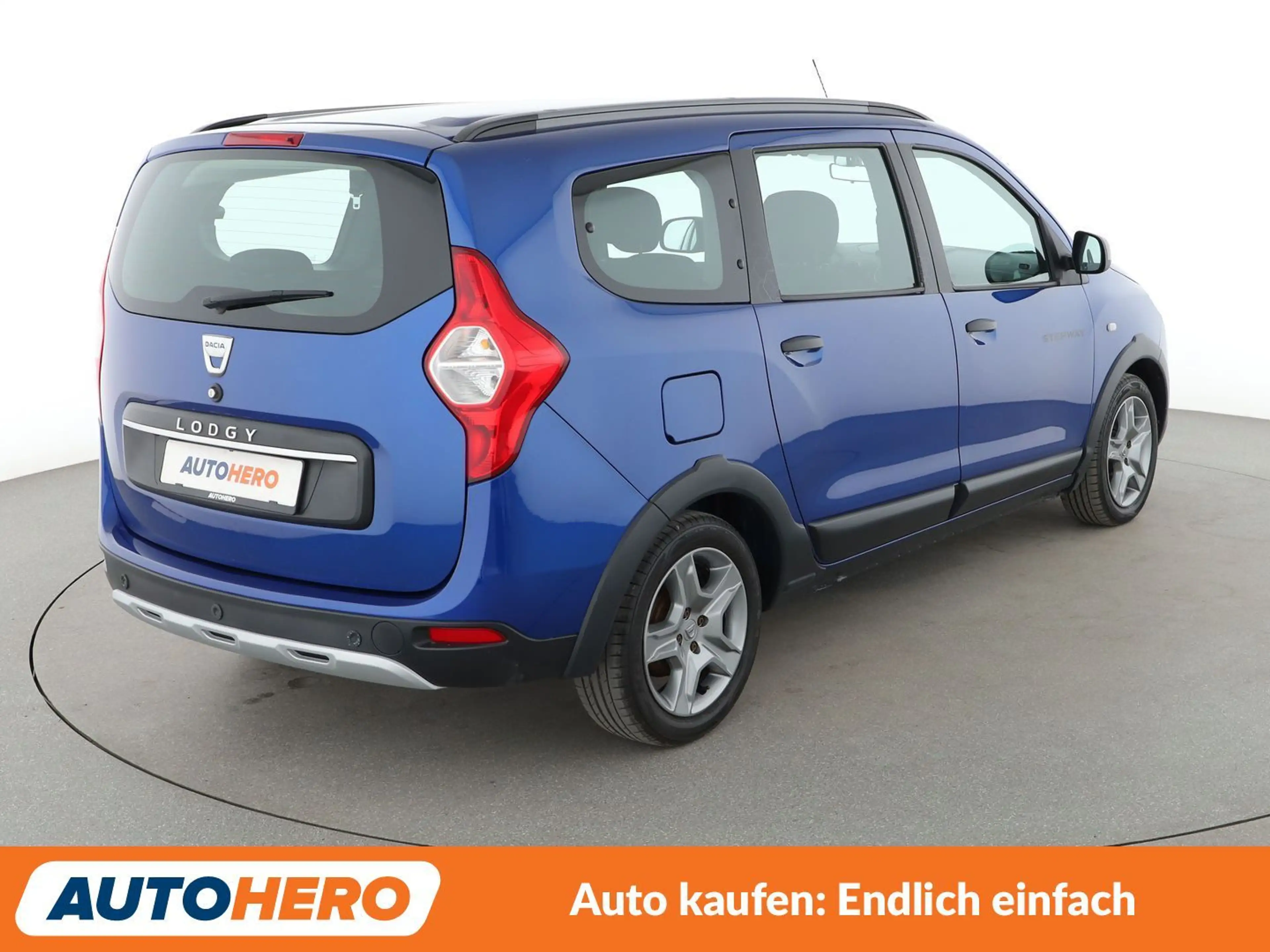 Dacia Lodgy 1.5 Blue dCi 15th Anniversary*7-SITZER*NAVI*PDC* — photo 6