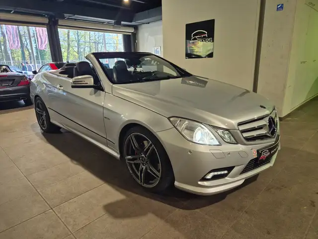Mercedes-Benz E 200 CABRIOLET E 200 CGI BE Elegance