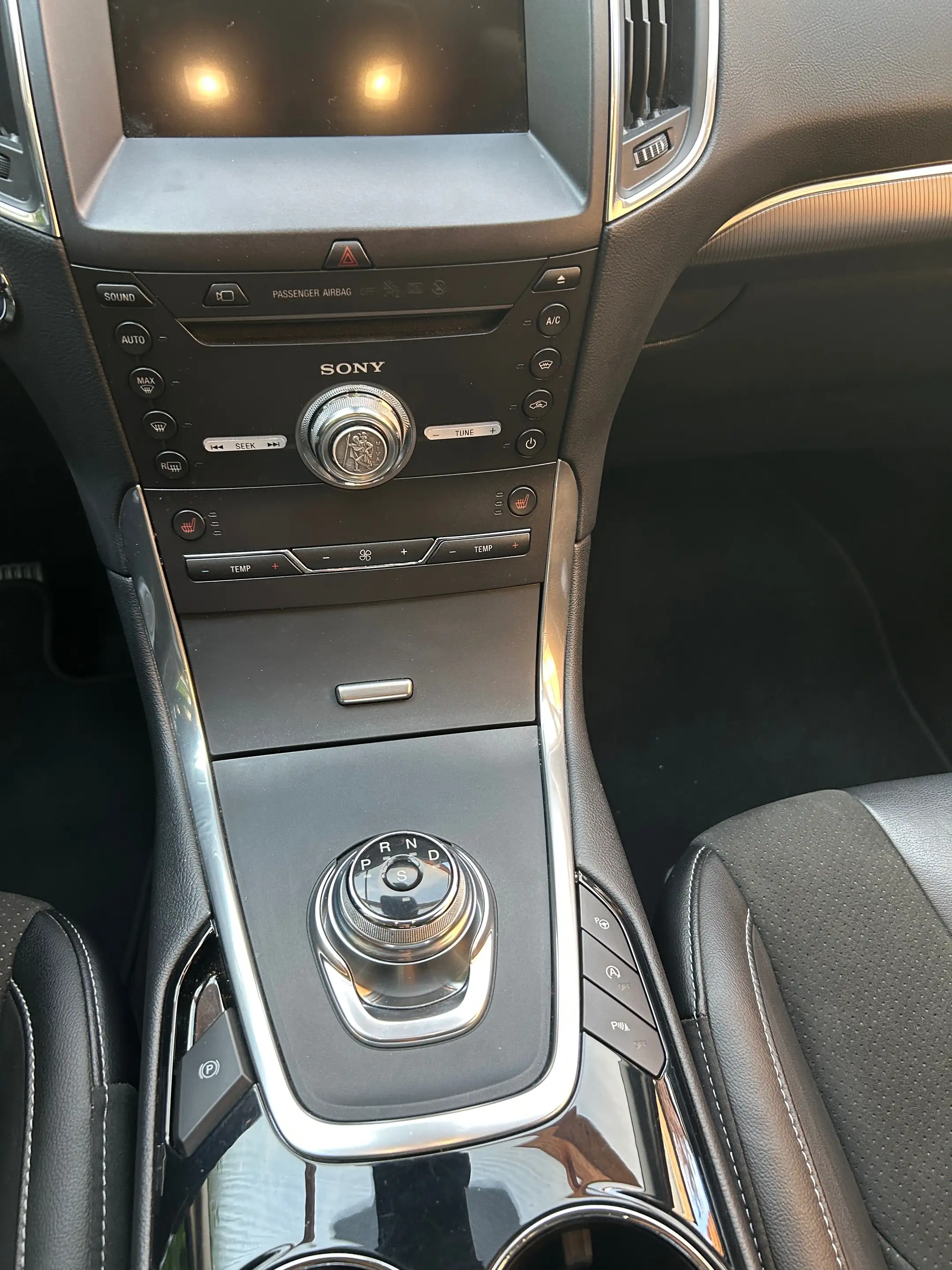 Ford S-Max 2.0 EcoBlue 4x4 Titanium Aut. — photo 15