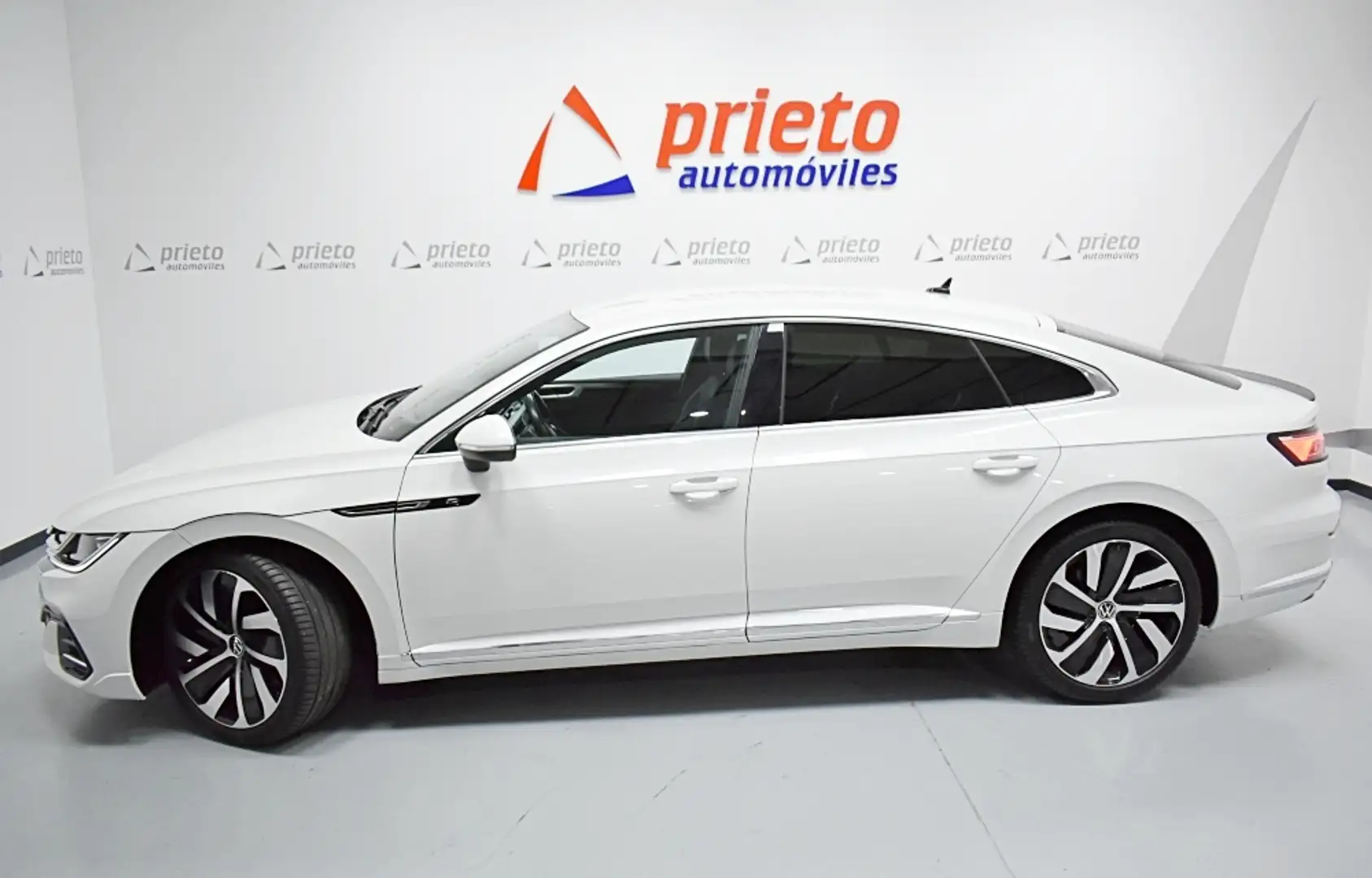 Volkswagen Arteon 2.0TDI R-Line DSG7 147kW Blanco - 2