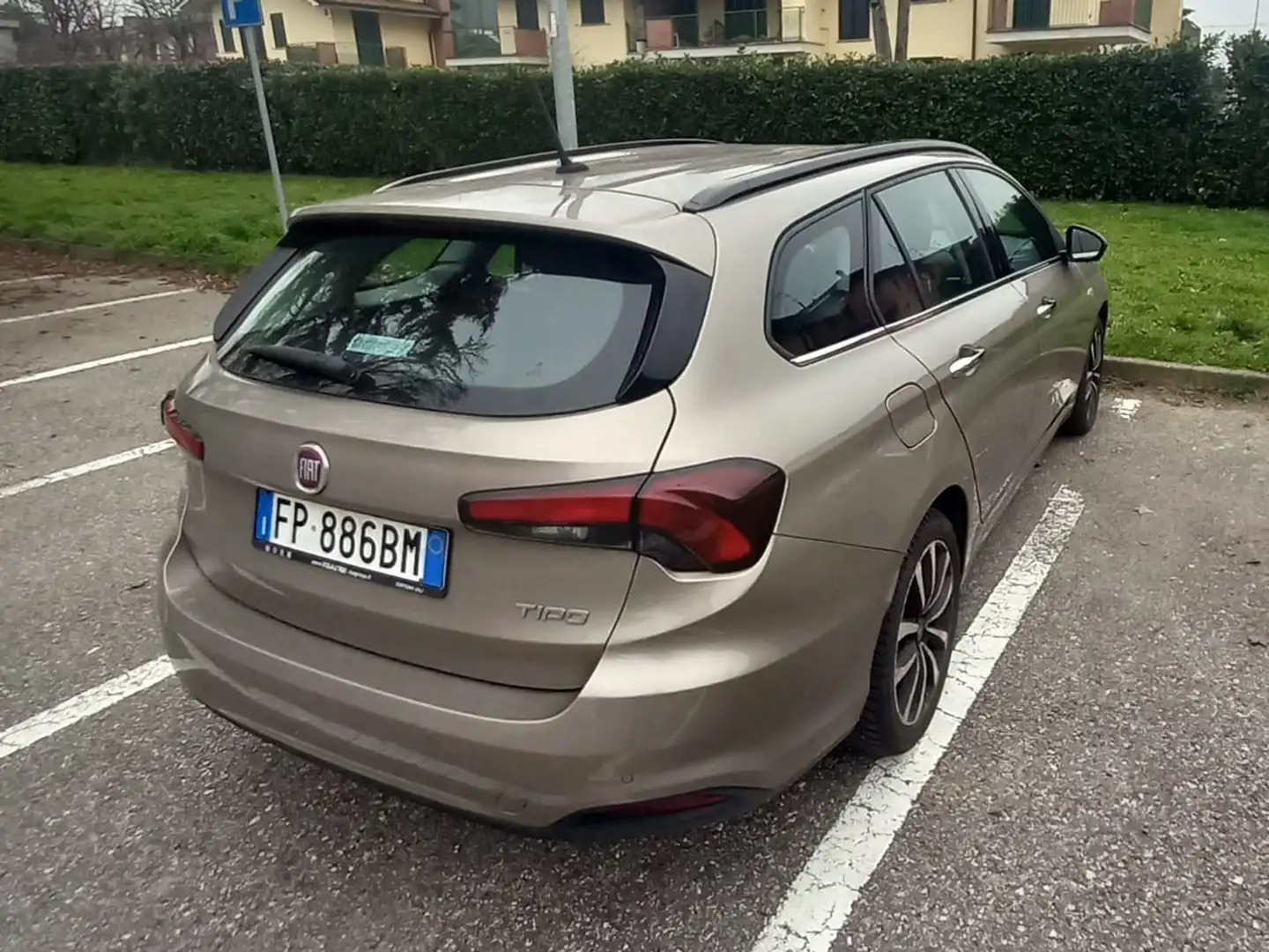Fiat Tipo Tipo SW II 2016 SW 1.6 mjt Business s Золотий - 1
