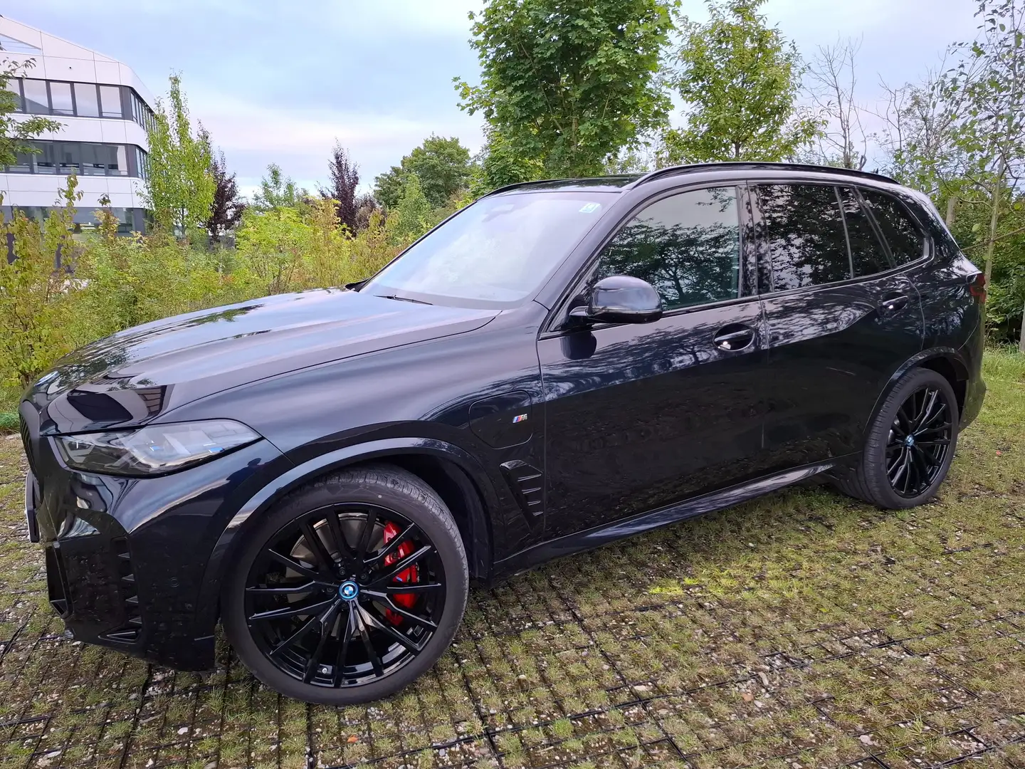 BMW X5 X5 xDrive50e Schwarz - 1