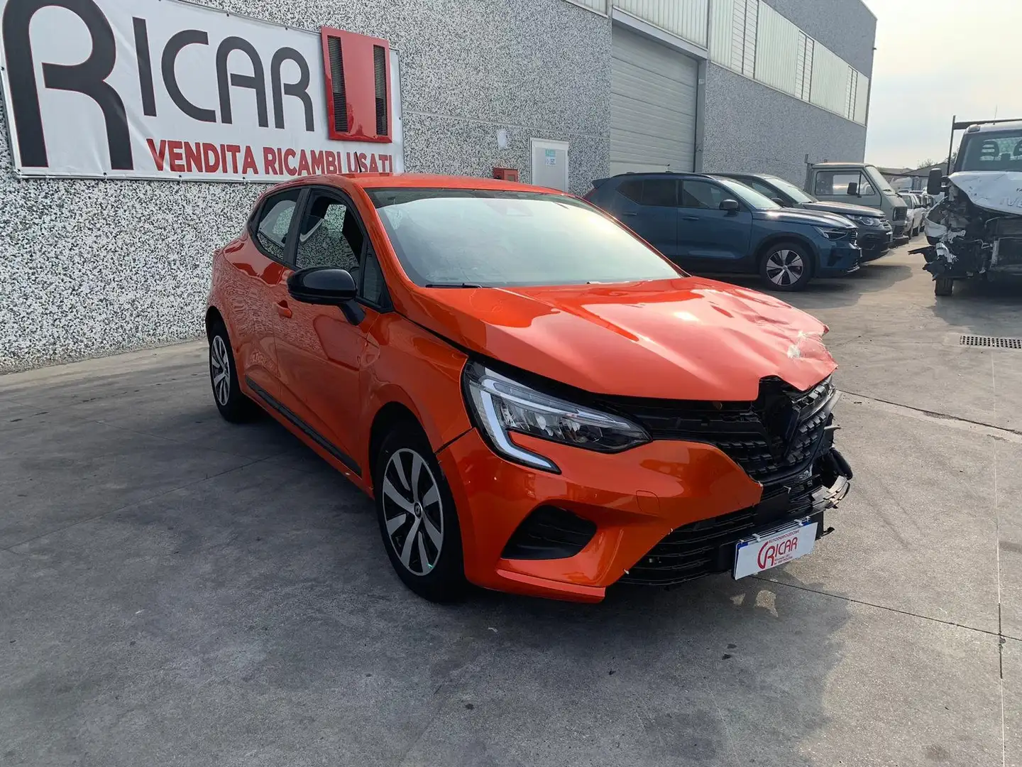 Renault Clio Clio 1.6 E-Tech full hybrid Techno 145cv auto Orange - 1