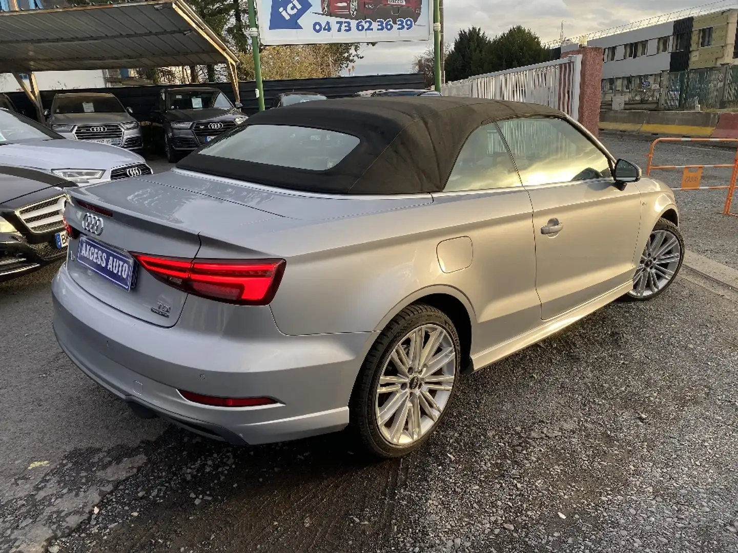 Audi Cabriolet 2.0 TDI 150 Quattro Design Luxe - 2
