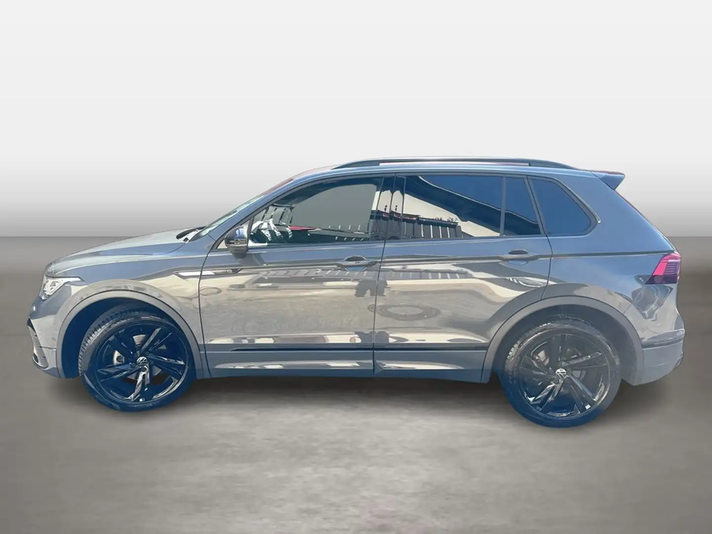 Volkswagen Tiguan R-Line BlackStyle 1.5 TSI DSG NaviPro AHK Grau - 2