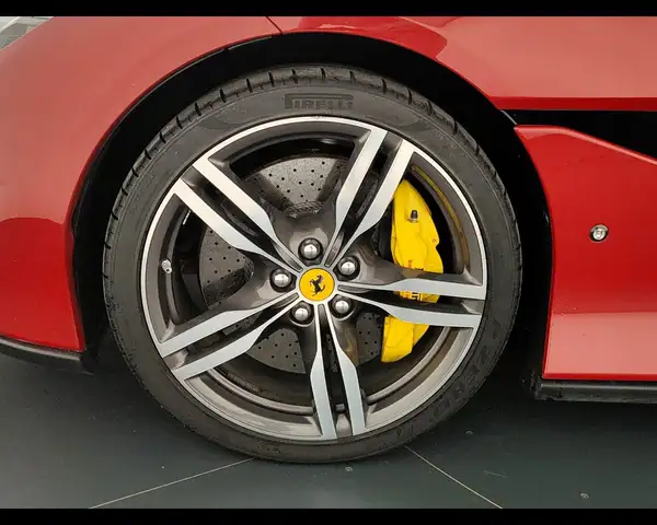 Ferrari Portofino view 7