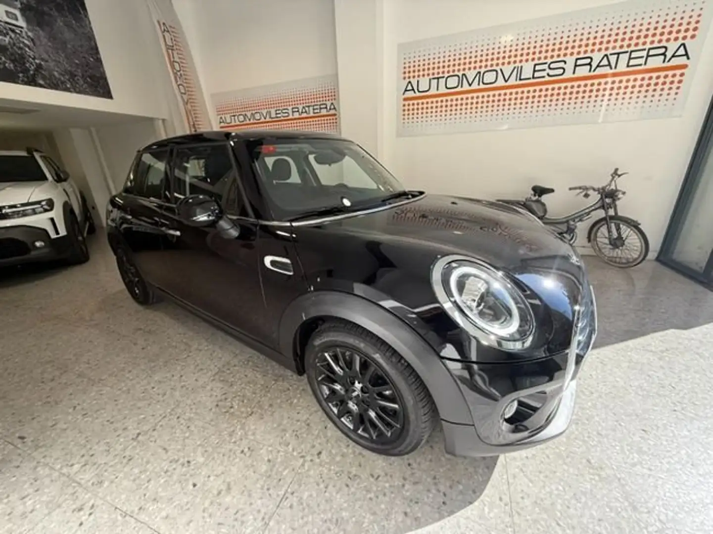 MINI Cooper Noir - 1