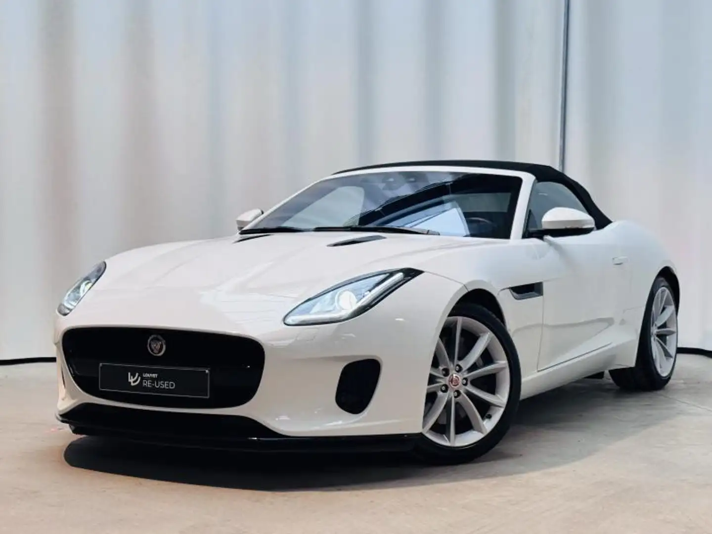 Jaguar F-Type 2.0I 300 Weiß - 1