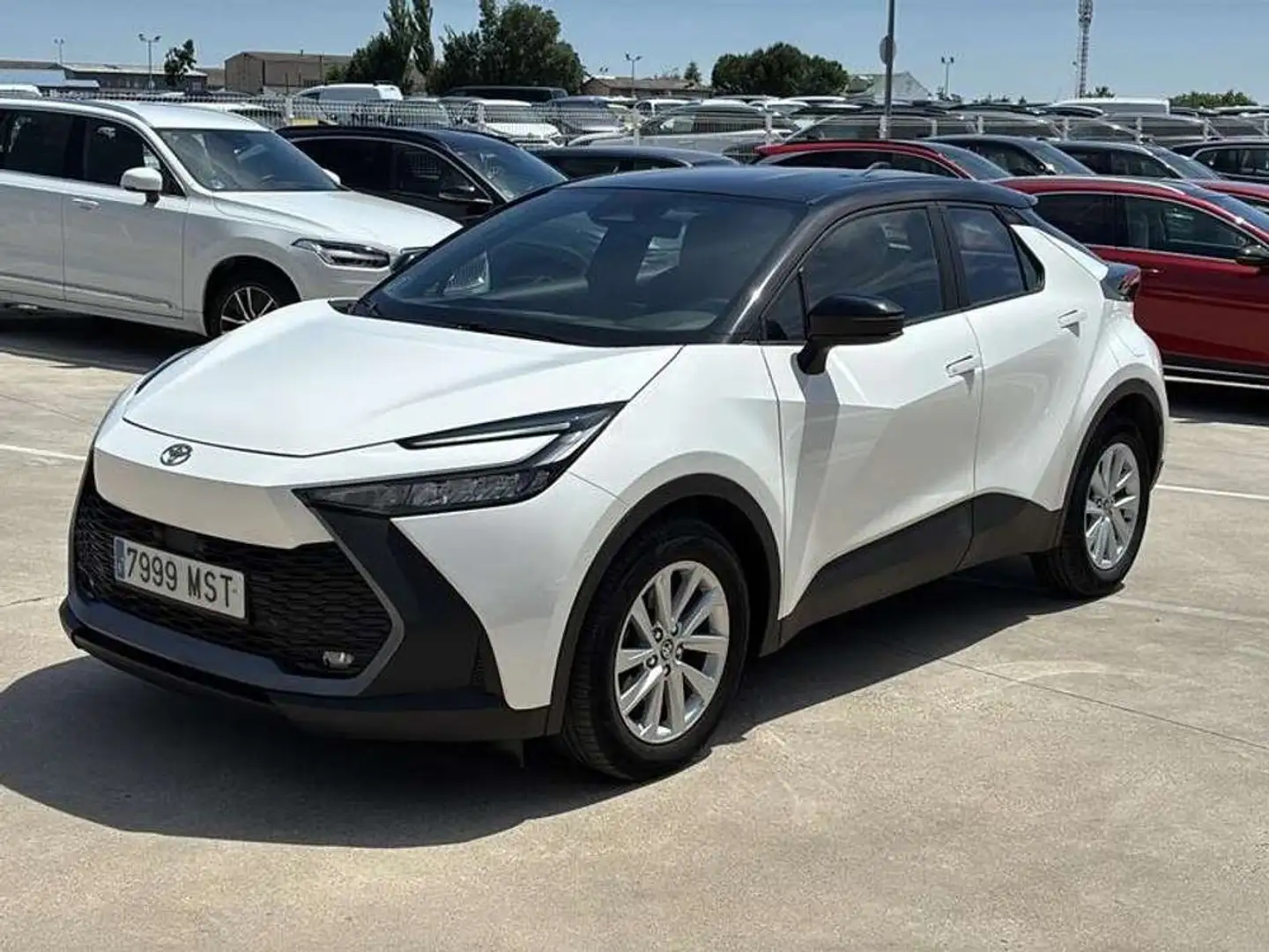 Toyota C-HR+ 1.8 125H ACTIVE Blanco - 1