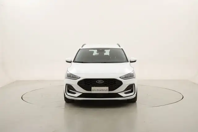 Ford Focus view 8
