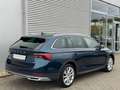 Skoda Octavia Combi Scout 4x4 Blau - thumbnail 2