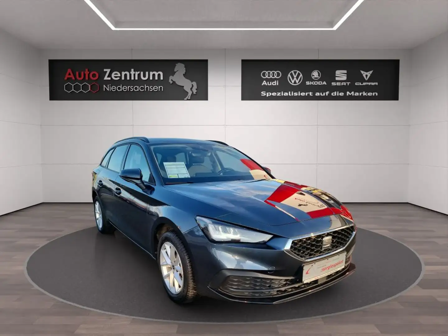 SEAT Leon Sportstourer 1.0 eTSI Style Apple-CarPlay ANDROID Gris - 2