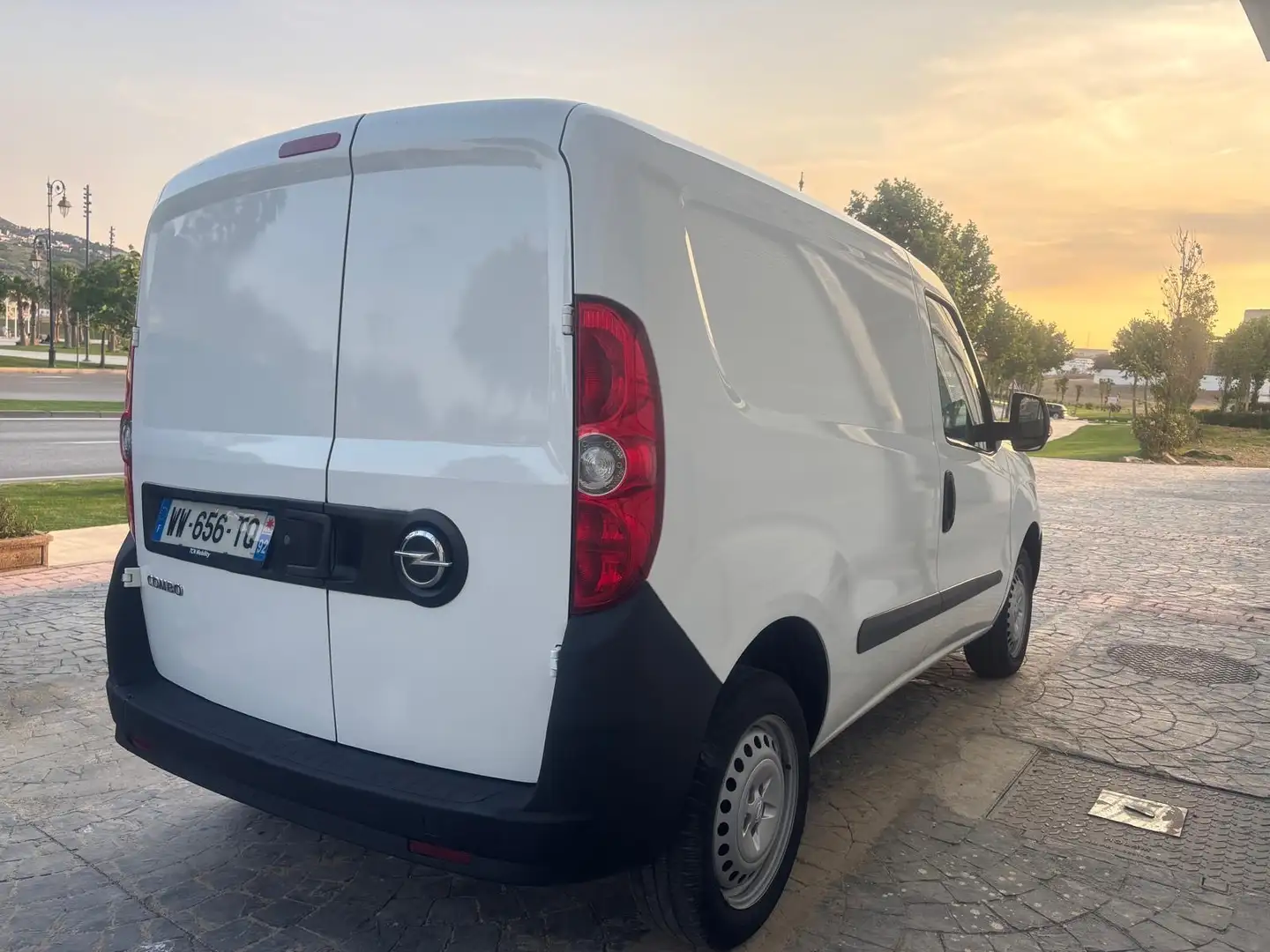 Opel Combo 1.4i SZ Blanc - 1