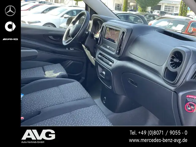 Mercedes-Benz Vito view 12