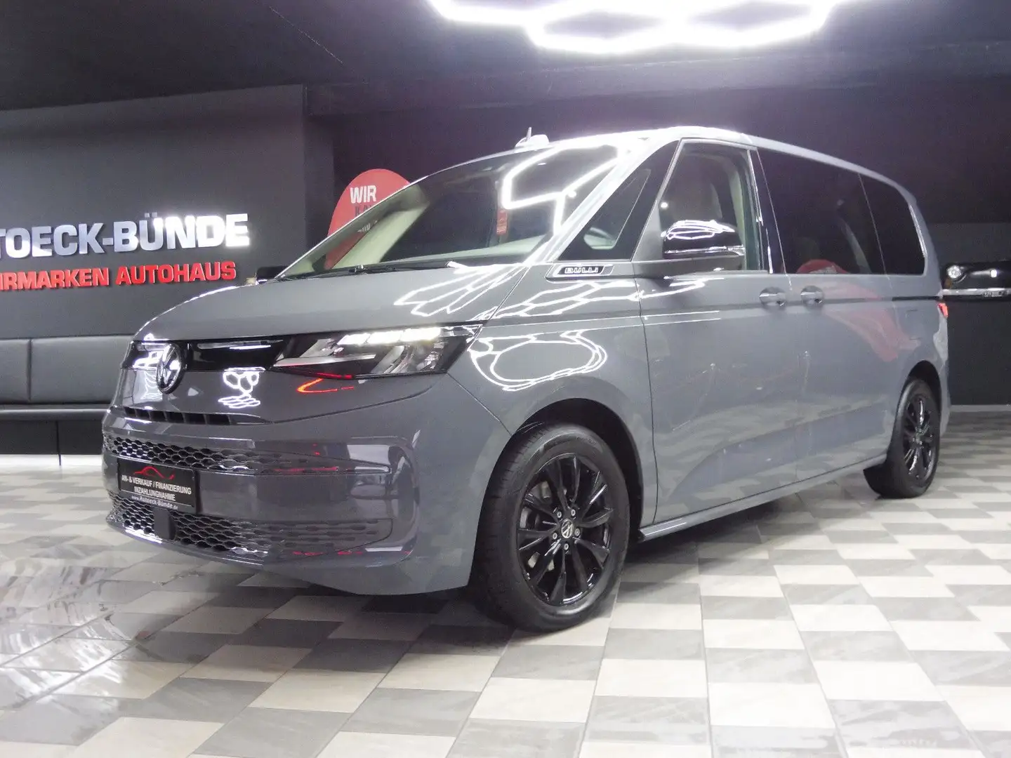 Volkswagen T7 Multivan 1.5 Automatik Launch Kamera/LED/7-Si Grau - 2