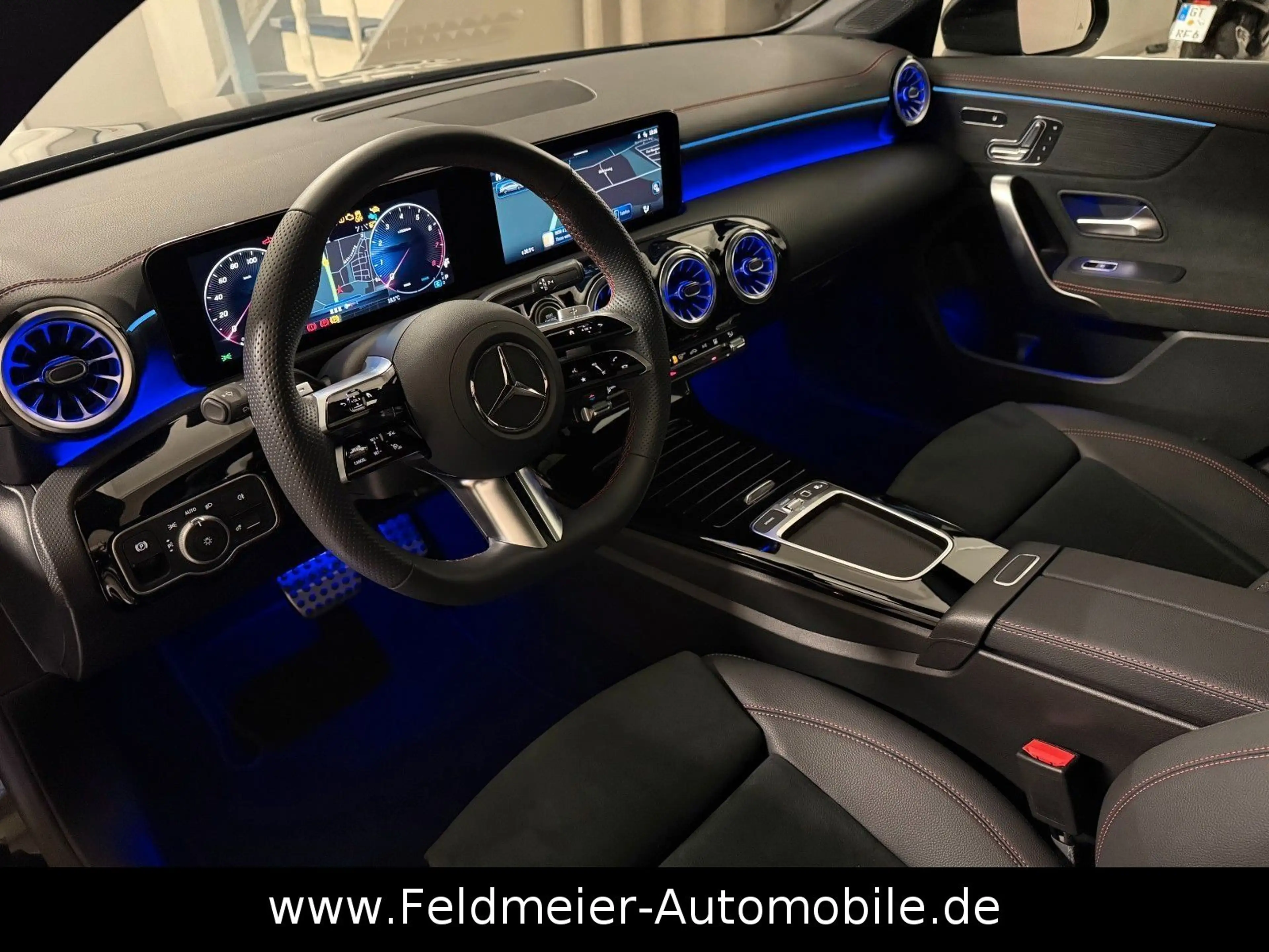 Mercedes-Benz CLA 180 CLA 180*AMG*Pano*Distr*Tot*Memory*STHZ*360*19"* — photo 13