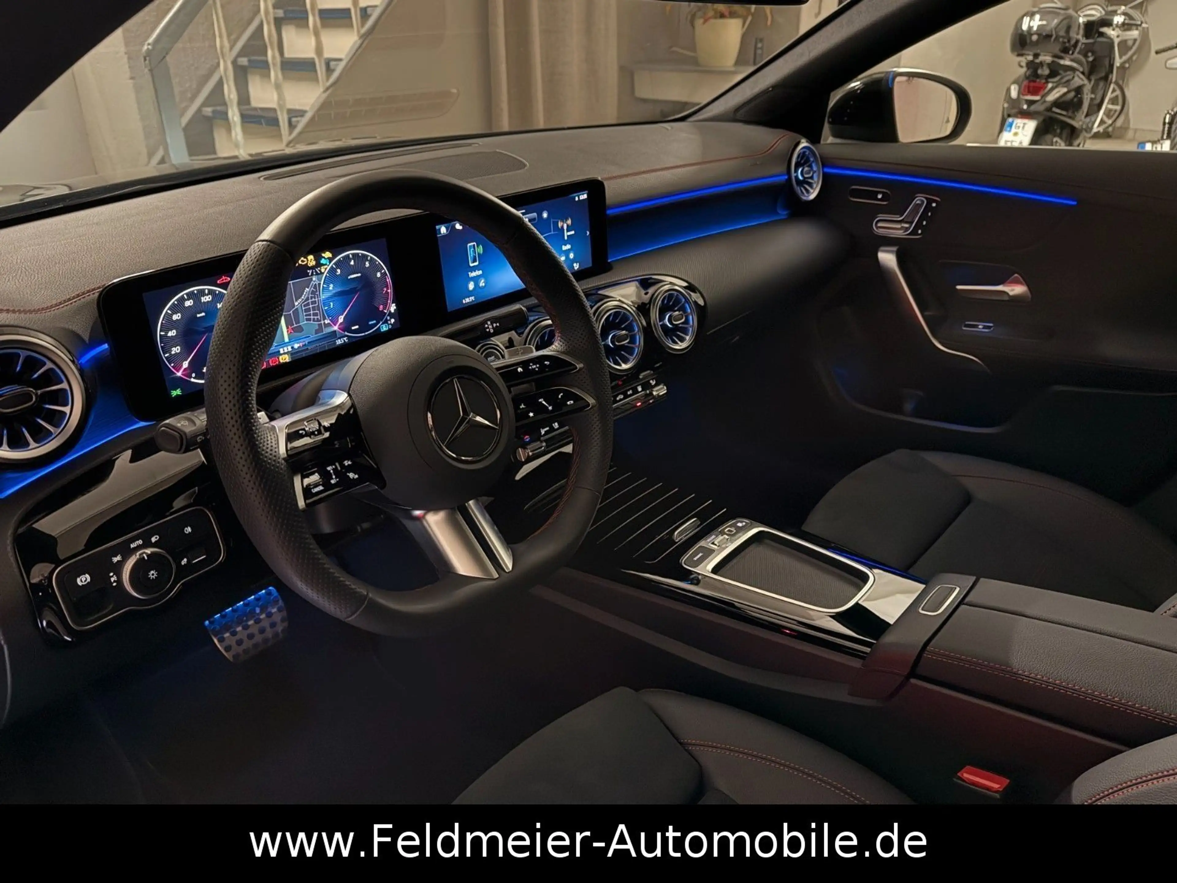 Mercedes-Benz CLA 180 CLA 180*AMG*Pano*Distr*Tot*Memory*STHZ*360*19"* — photo 6