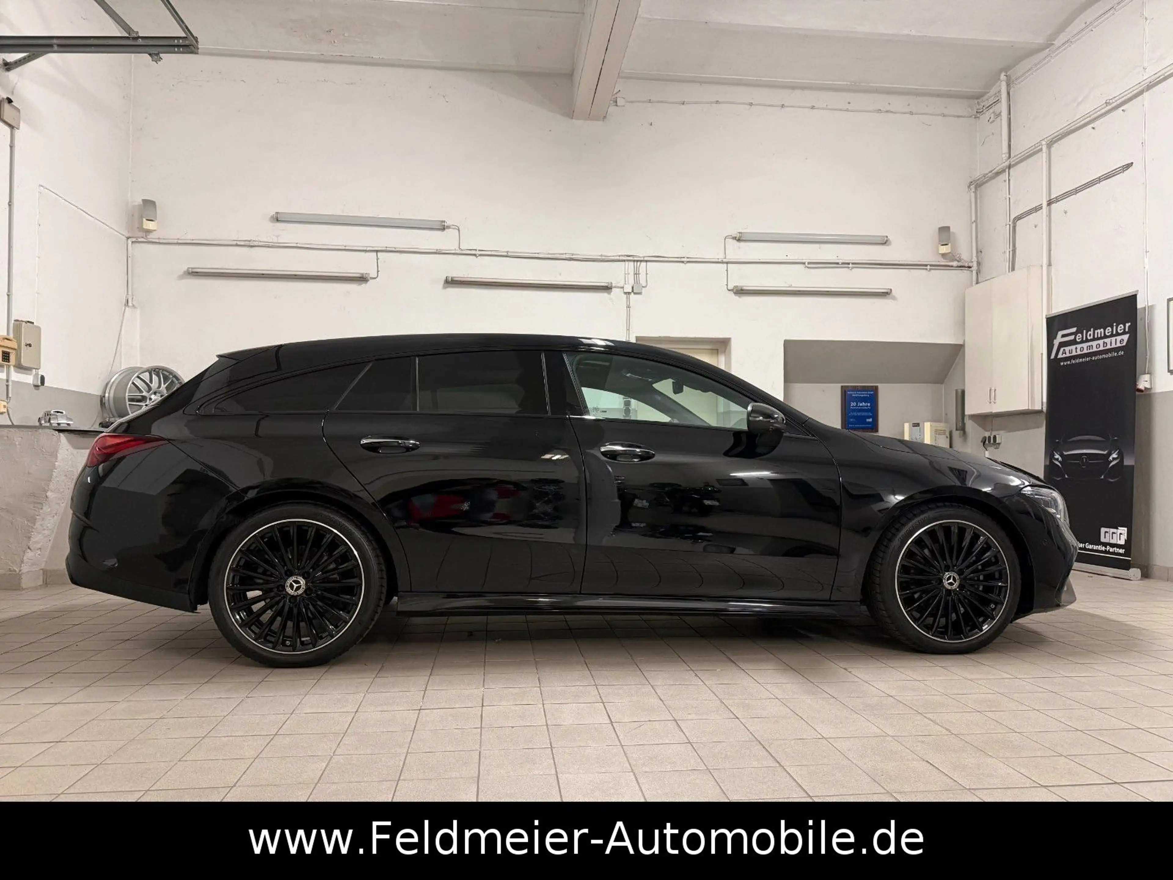 Mercedes-Benz CLA 180 CLA 180*AMG*Pano*Distr*Tot*Memory*STHZ*360*19"* — photo 2
