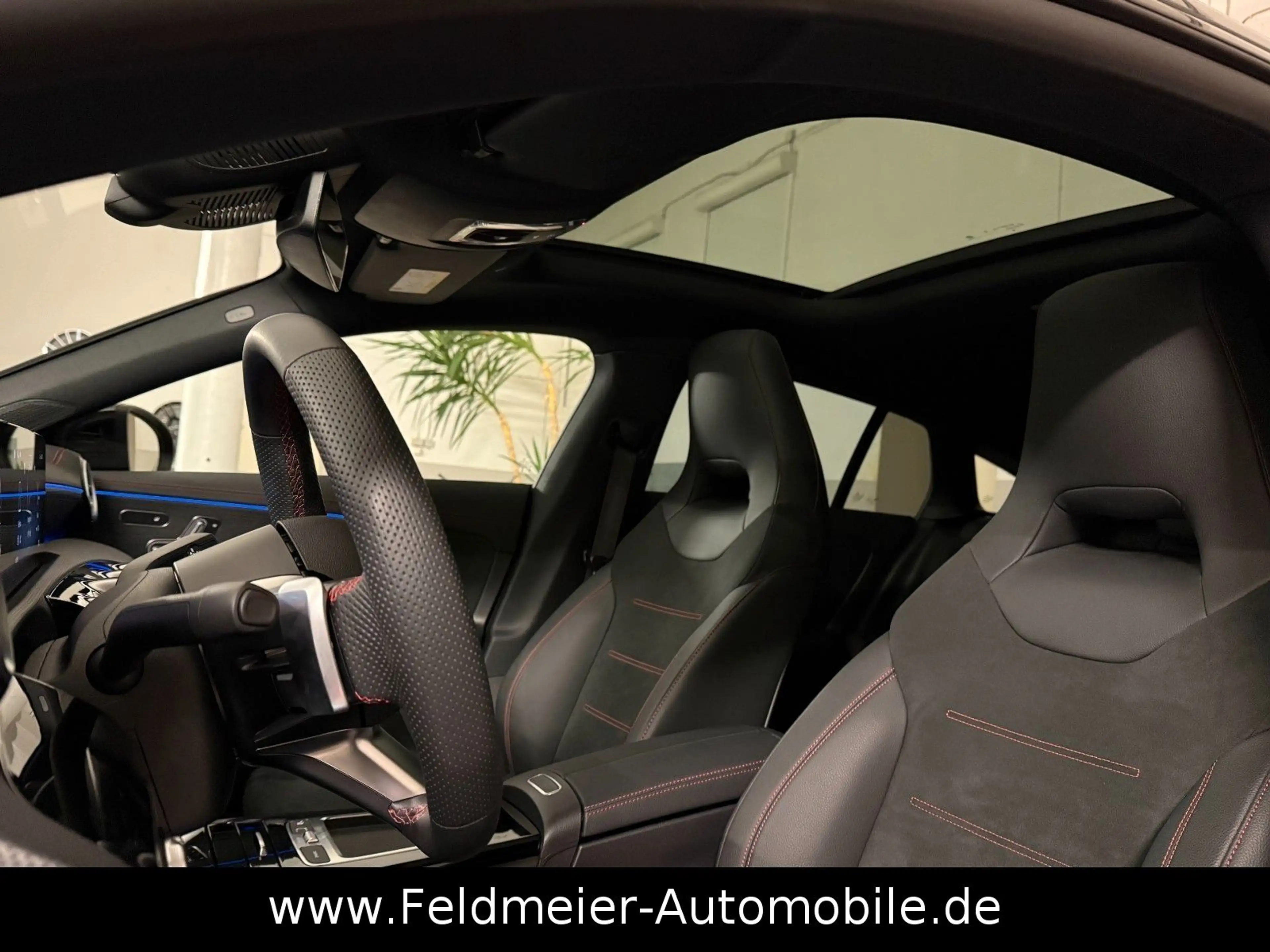 Mercedes-Benz CLA 180 CLA 180*AMG*Pano*Distr*Tot*Memory*STHZ*360*19"* — photo 12