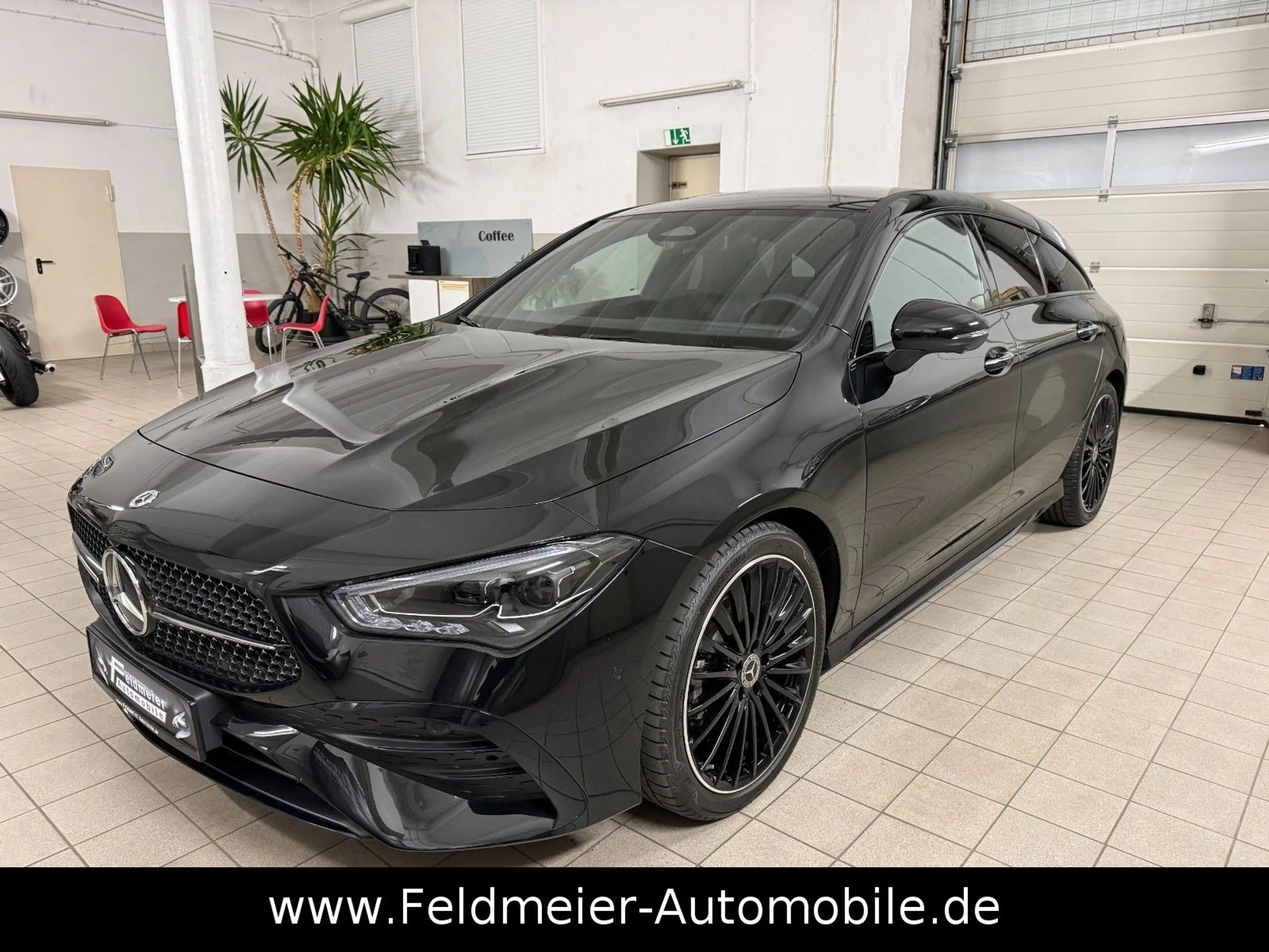 Mercedes-Benz CLA 180 CLA 180*AMG*Pano*Distr*Tot*Memory*STHZ*360*19"* — photo 3