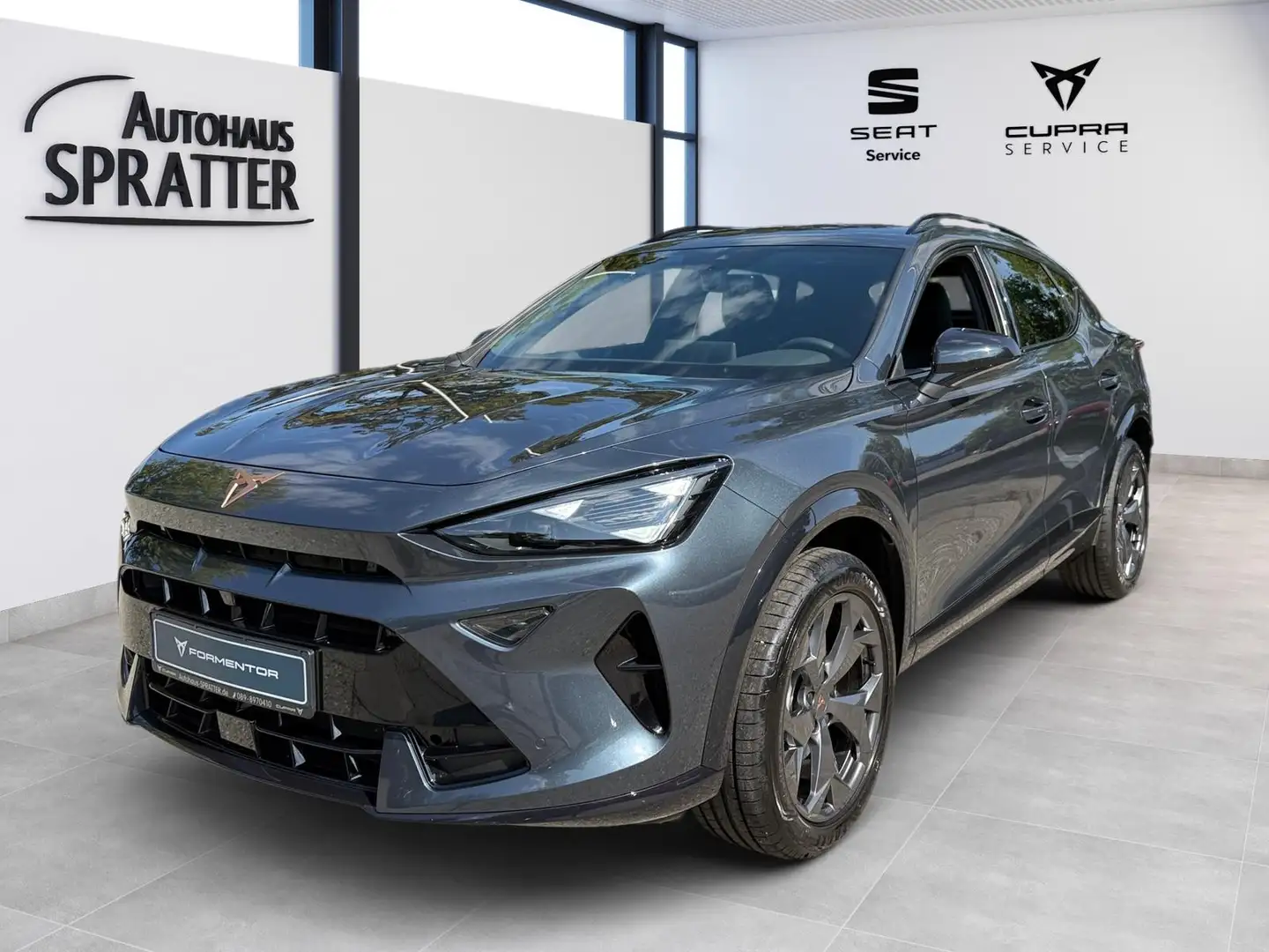 CUPRA Formentor 1.5 eTSI DSG ACC LED SHZ PDC Grijs - 1