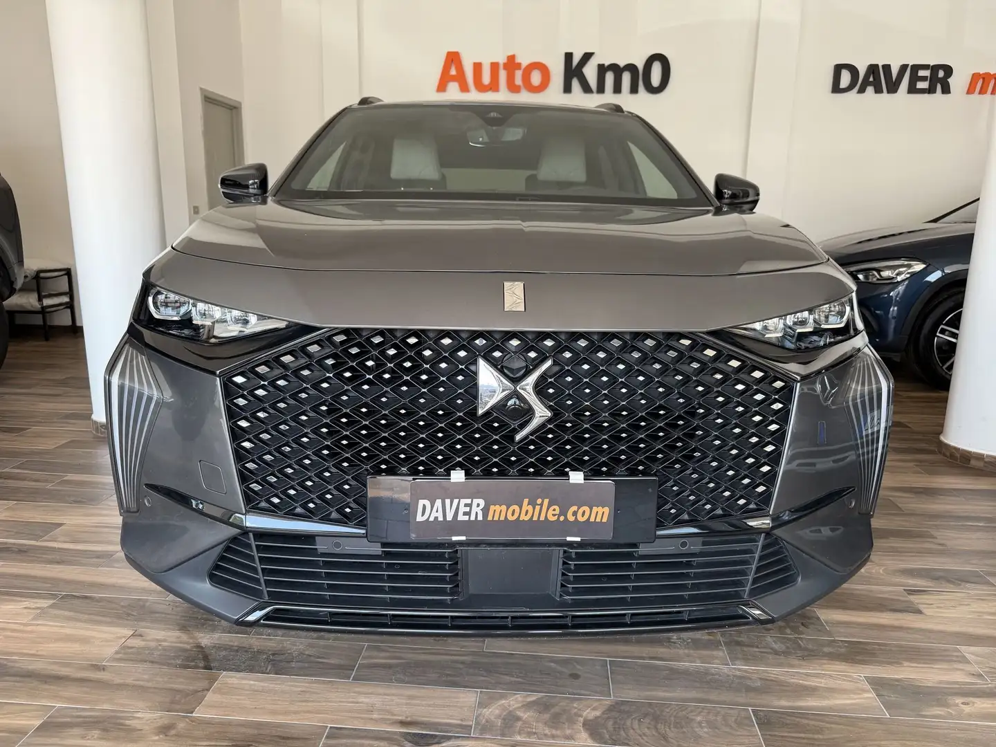 DS Automobiles DS 7 DS 7 BlueHDi 130 aut. Esprit de Voyage Grigio - 2