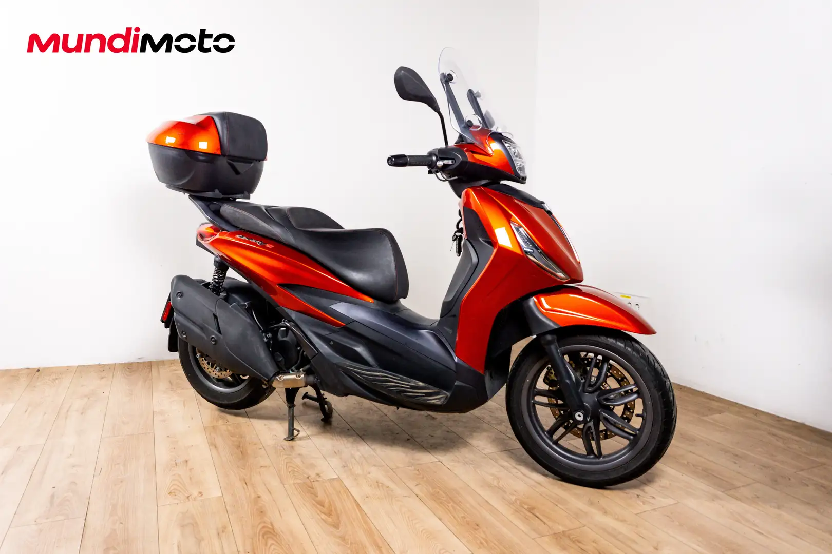 Piaggio Beverly 400 - 2