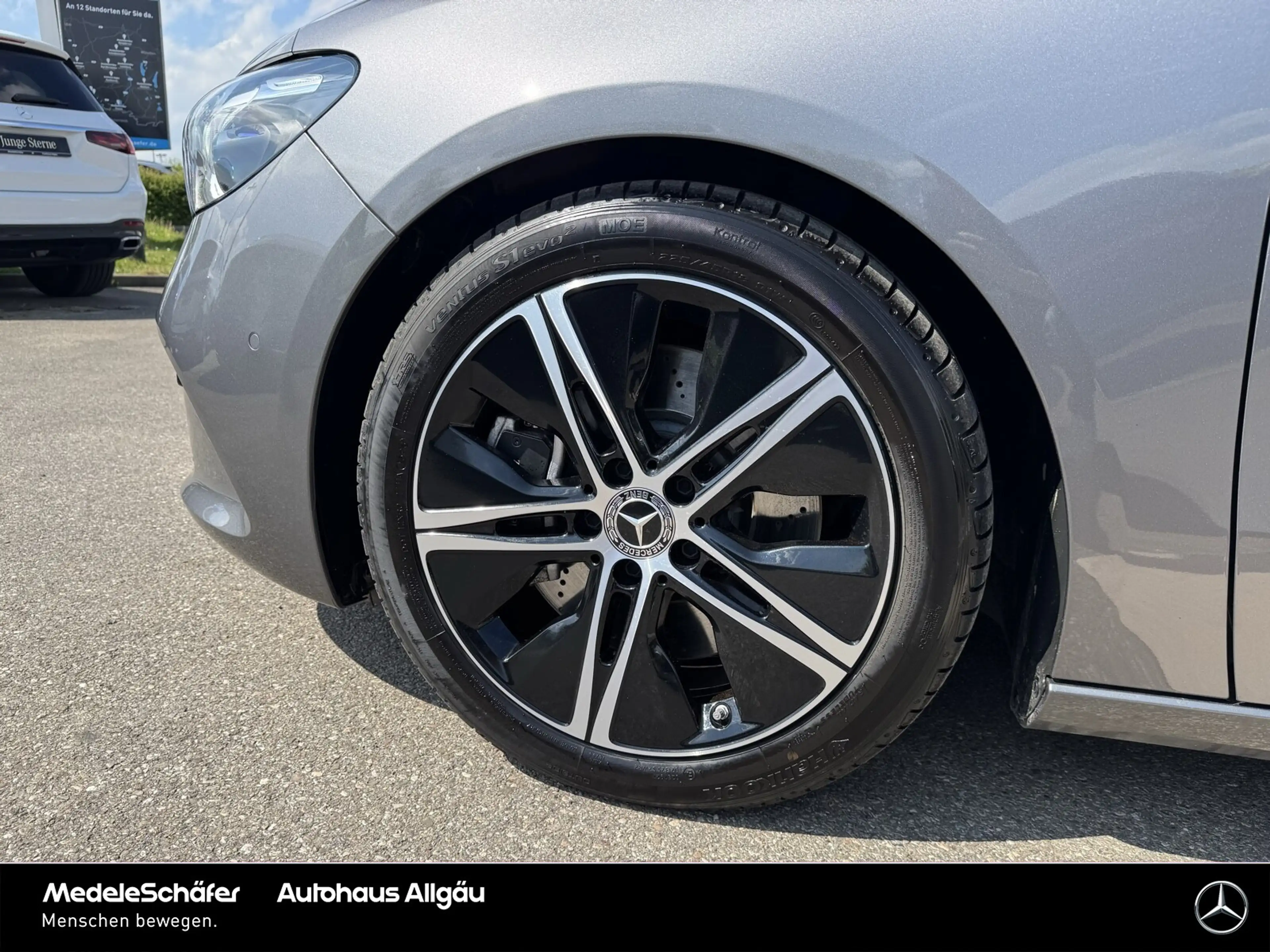 Mercedes-Benz B 250 B 250 4MATIC Dist AHK Pano Memo MLED Keyl Leder — photo 14