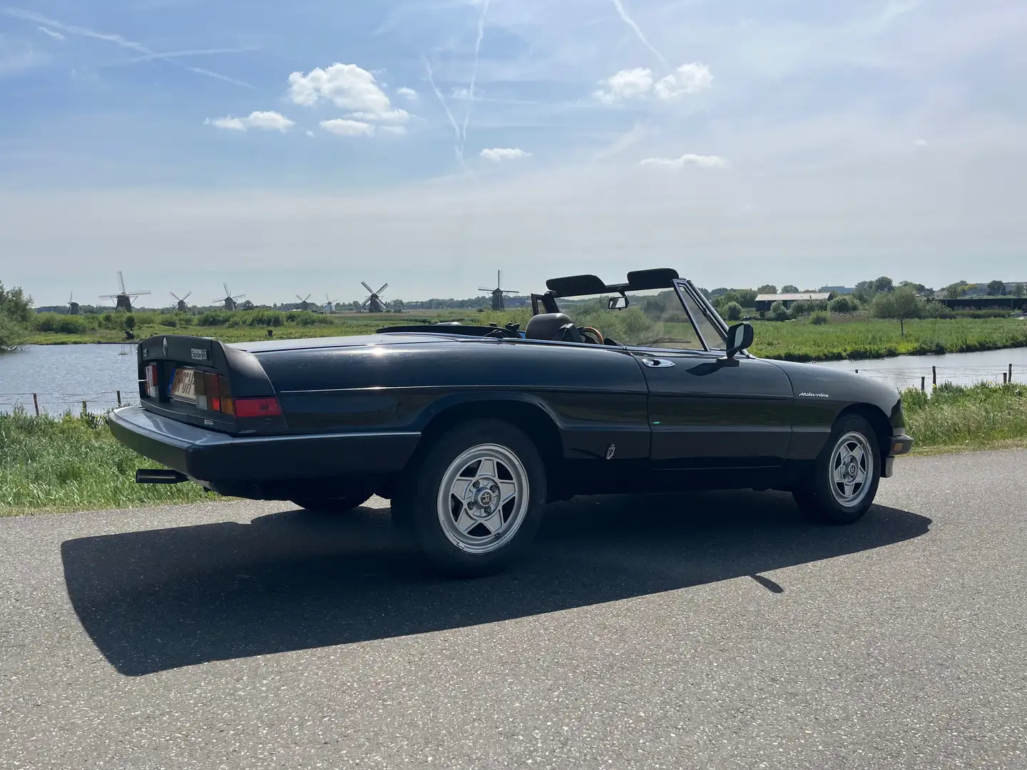 Alfa Romeo Spider Spider Veloce 2000 Černá - 1