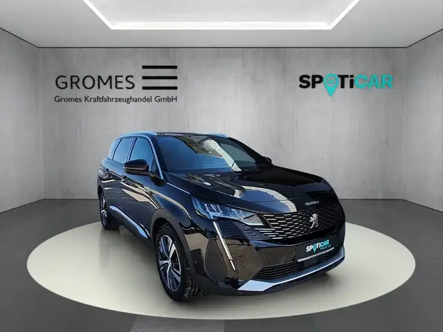 2023 Peugeot 5008 in Black for sale