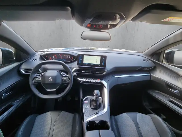 Peugeot 5008 view 12