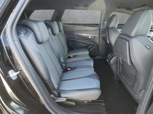 Peugeot 5008 view 14