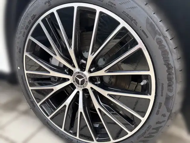 Mercedes-Benz GLC 400 4MATIC mit EQ Technologie Ansicht 9