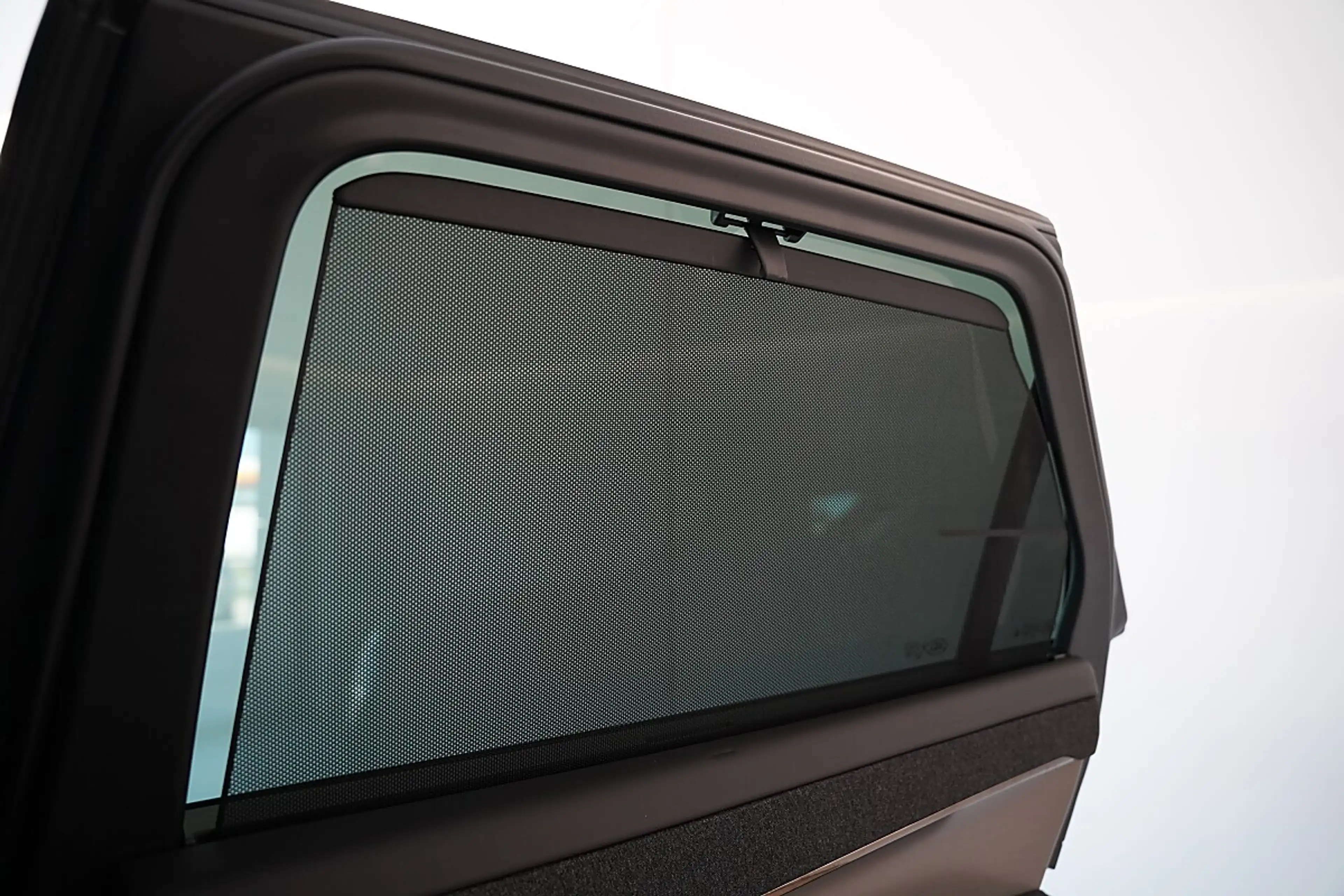 Land Rover Range Rover Sport Dynamic SE P460e — photo 7