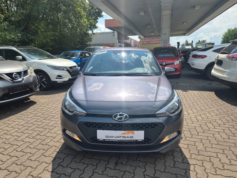 Hyundai i20 Trend-Euro 6 - 1,2 Motor — photo 3