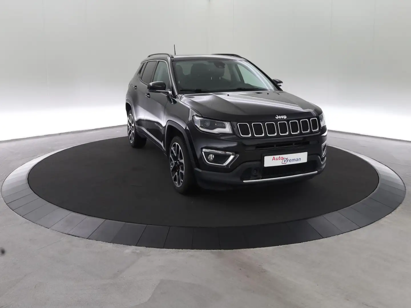 Jeep Compass 1.4 MultiAir Limited 4x4 Schwarz - 2